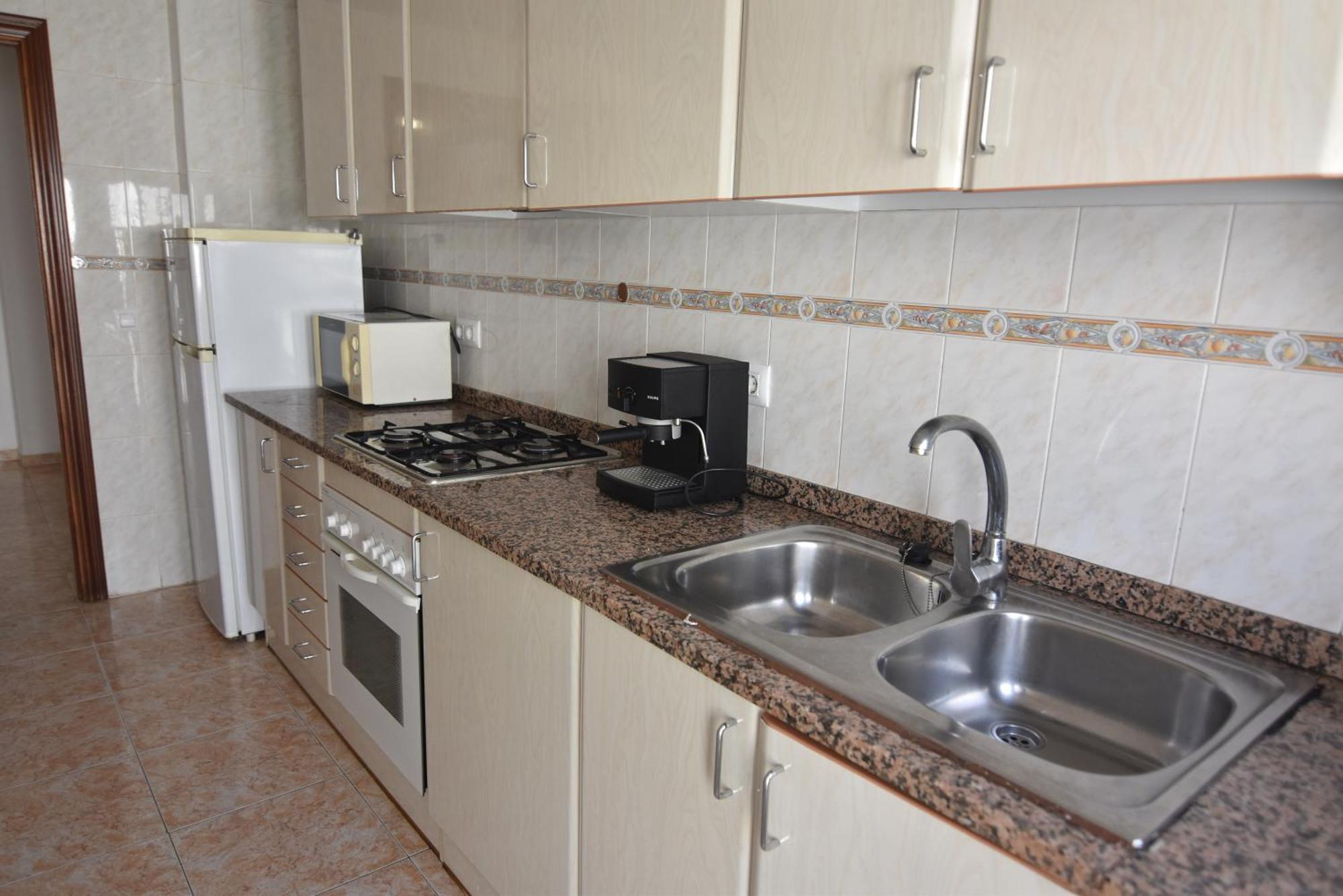 Rnet - Lluis Companys Roses Apartment Bagian luar foto